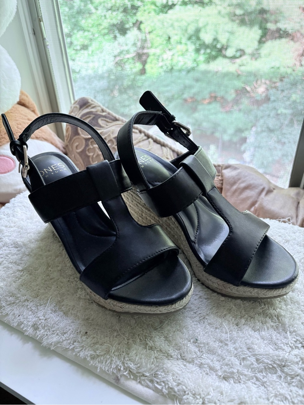 Jones New York Black Espadrille Wedge Sandals